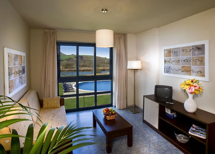 アパルタメントス ドゥナス デ リエンクレス Boó de Piélagos