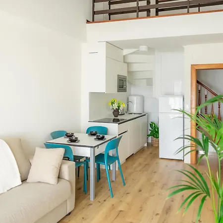 アパルタメントス ドゥナス デ リエンクレス * Boó de Piélagos