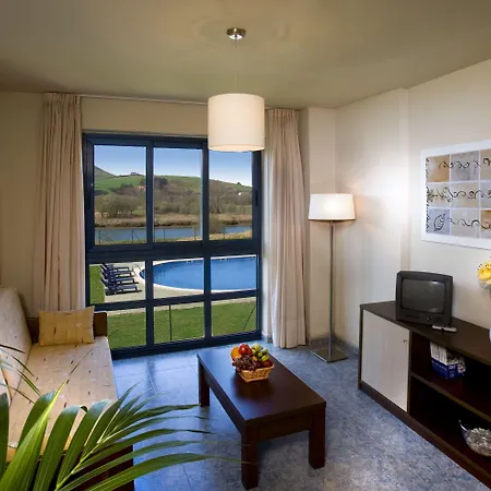 アパルタメントス ドゥナス デ リエンクレス Boó de Piélagos