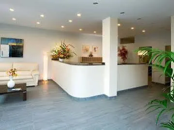 アパルタメントス ドゥナス デ リエンクレス *