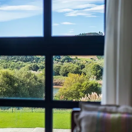 アパルタメントス ドゥナス デ リエンクレス * Boó de Piélagos